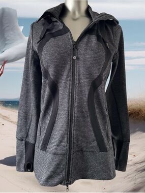💟 Vintage Y2K Lululemon Stride Women's Charcoal Gray Full-Zip Hoodie Jacket